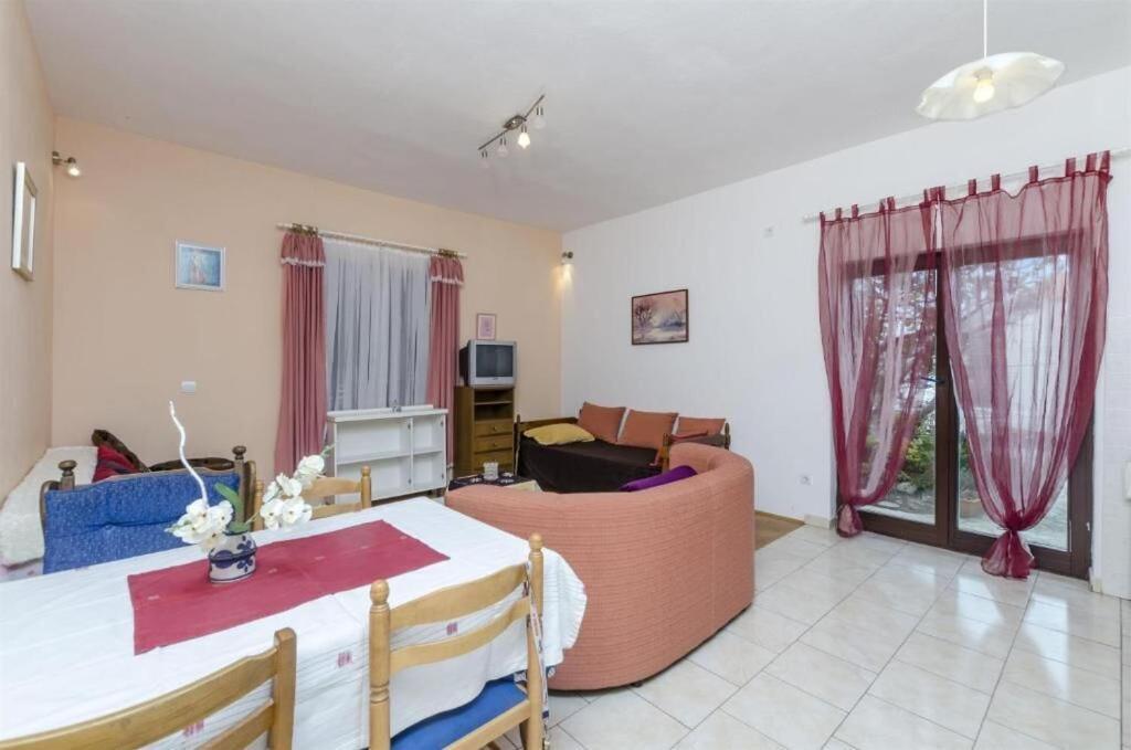 Apartment Zvone Sumpetar Kültér fotó